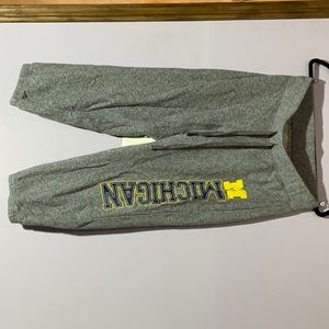 Michigan Capri Length Sweatpants Size M